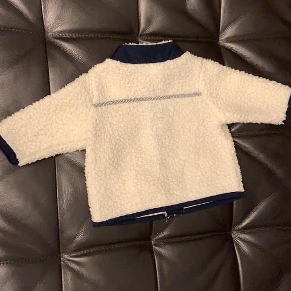 Old Navy Sherpa Fleece Jacket - Picture 2 of 3